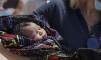 Greece: Migrant Woman Gives Birth on Uninhabited Islet