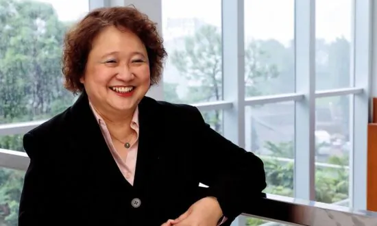 Hong Kong Scholar Awarded the Highest Honor of the American Association of Geographers