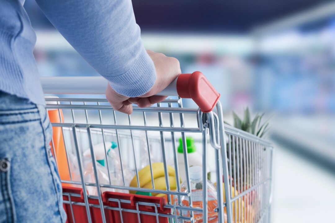 To lose weight, always eat real food; limit the number of times you eat each day; and if you’re still struggling, reduce your carbohydrate intake (By Stokkete/Shutterstock)