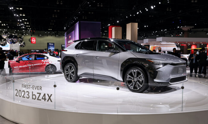 The 2023 Toyota bZ4X all-electric SUV is displayed during the 2021 LA Auto Show in Los Angeles, on Nov. 17, 2021. (Mike Blake/Reuters)