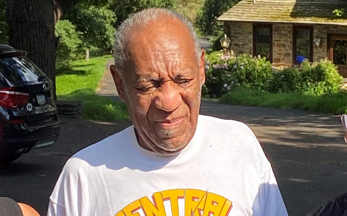 Bill Cosby speaks to reporters outside of his home in Cheltenham, Pa., on June 30, 2021. (Michael Abbott/Getty Images)