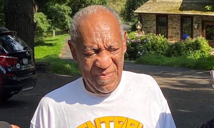 Bill Cosby speaks to reporters outside of his home in Cheltenham, Pa., on June 30, 2021. (Michael Abbott/Getty Images)