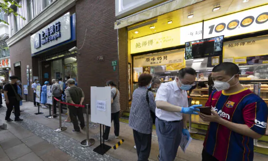 Shanghai Residents Assess Aftermath of Shanghai Lockdown