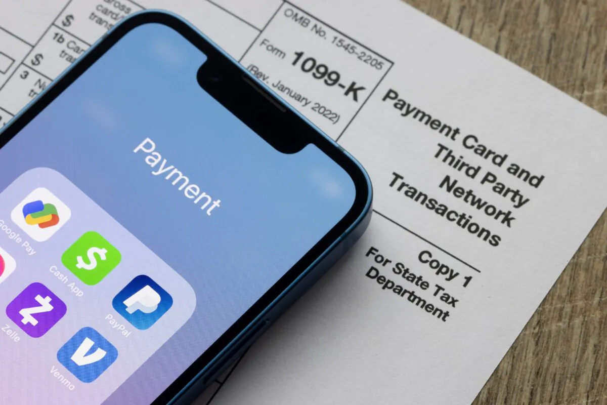 Transactions made with popular online payment apps may be subject to taxation. (Tada Images/Shutterstock)