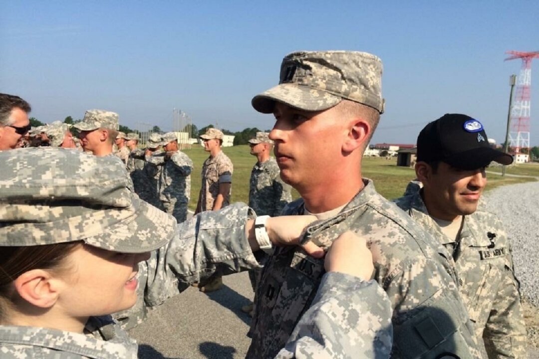 Army Doctor Says He’s Being ‘Persecuted’ for Giving Exemptions to COVID-19 Vaccine