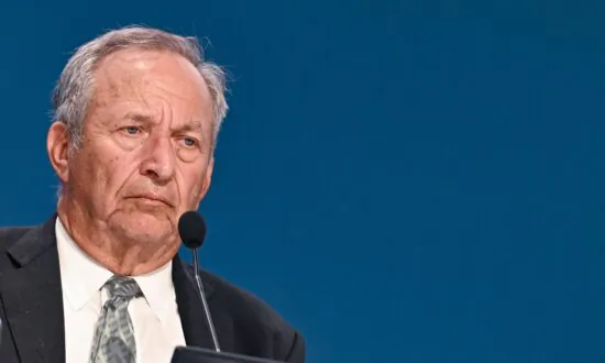 Ex-Treasury Secretary Predicts ’70 Percent’ Chance Recession Begins This Year