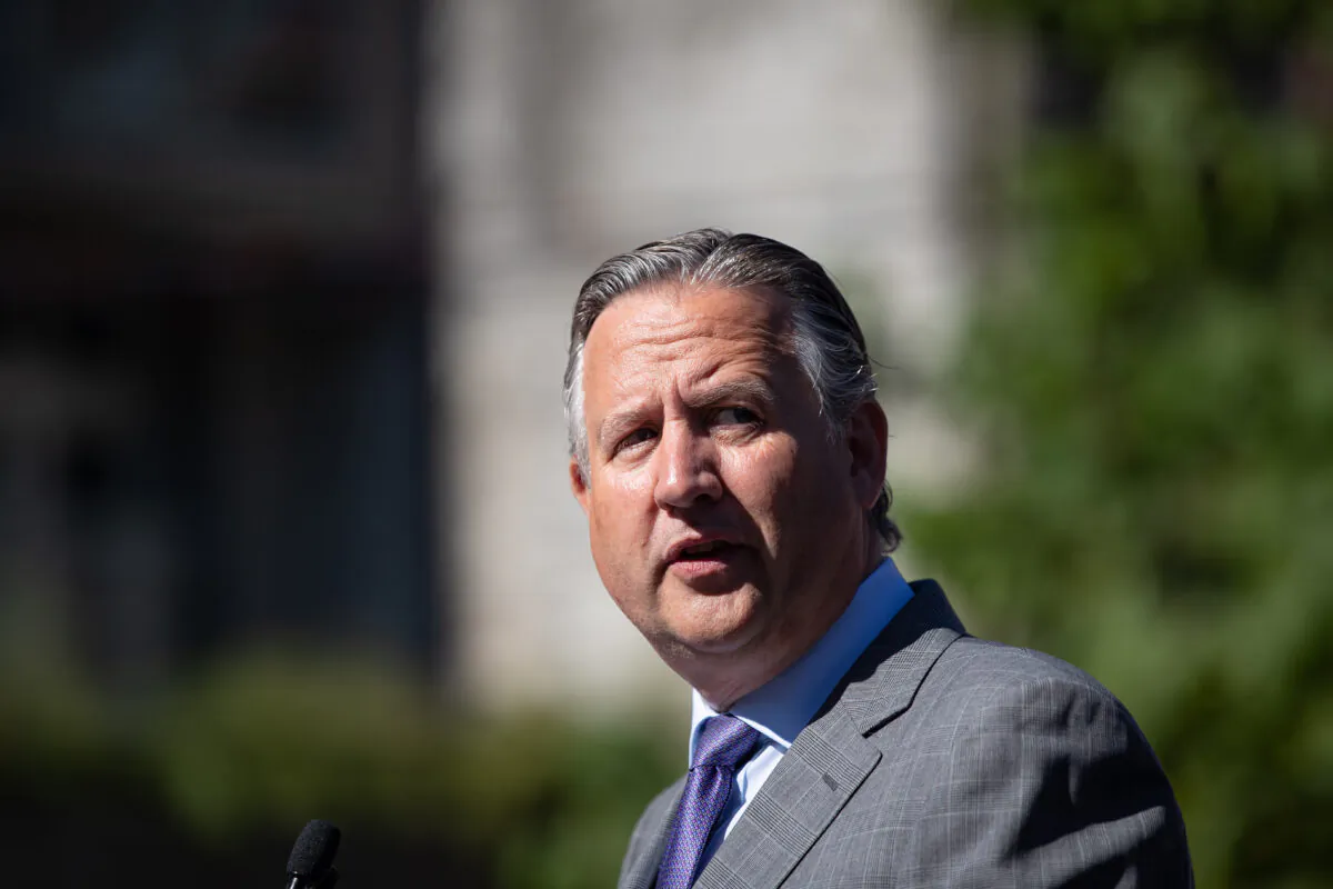 Former Vancouver Mayor Kennedy Stewart says a provincial cabinet minister in B.C. is under investigation for ties to China. (Darryl Dyck/The Canadian Press)