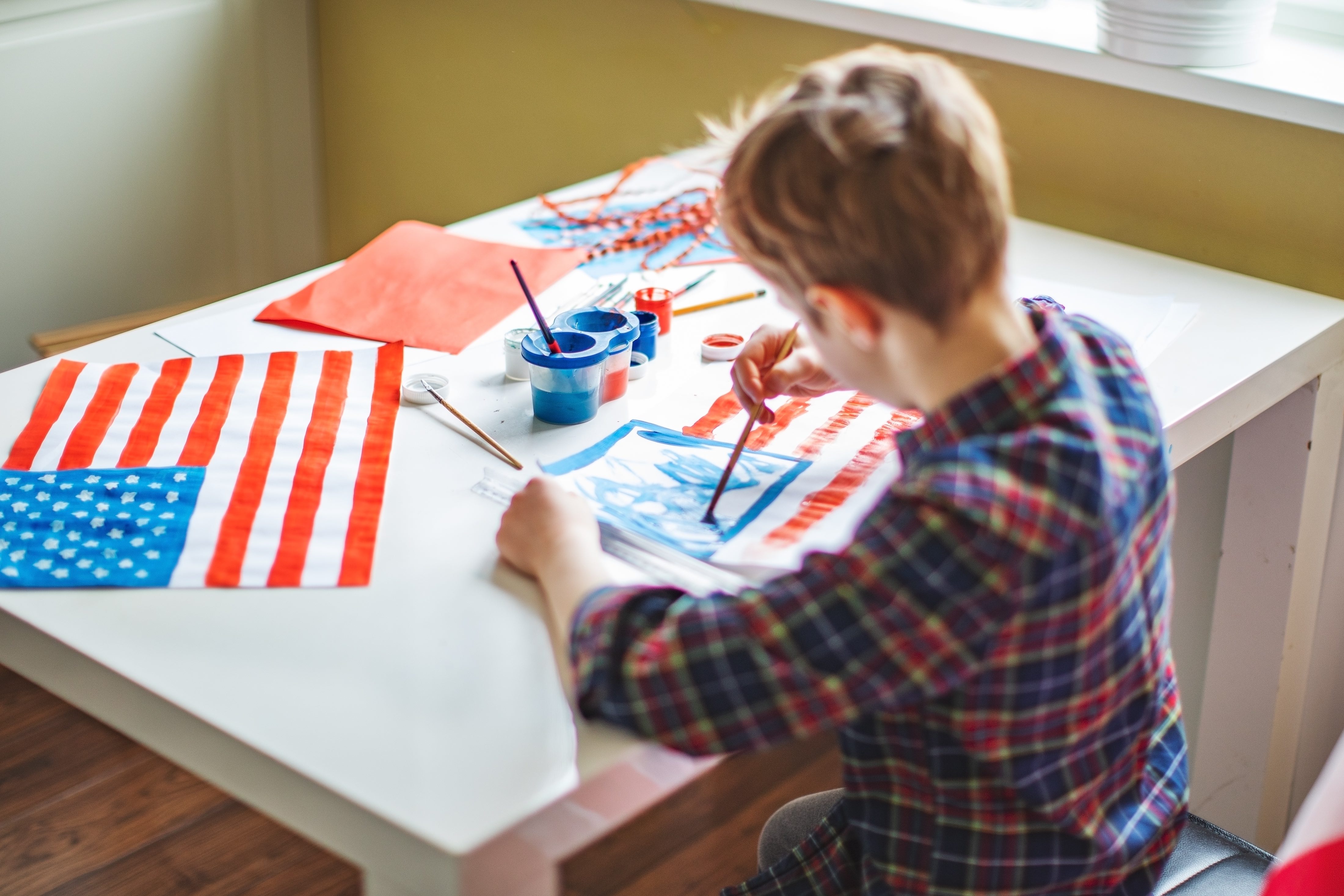 Fun and Educational Activities to Nurture Your Little Ones' Love for Our 'Old Glory' - Vimarsana News