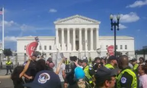 U.S. Pro-Abortion Protests; Demonstrations Turn Chaotic in AZ; Arizona Expands School Choice Policy | NTD Daybreak