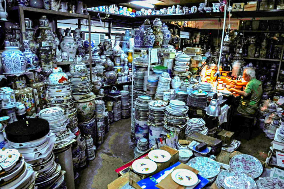 Hong Kong's Last Hand-Painted Porcelain Factory - Vimarsana News