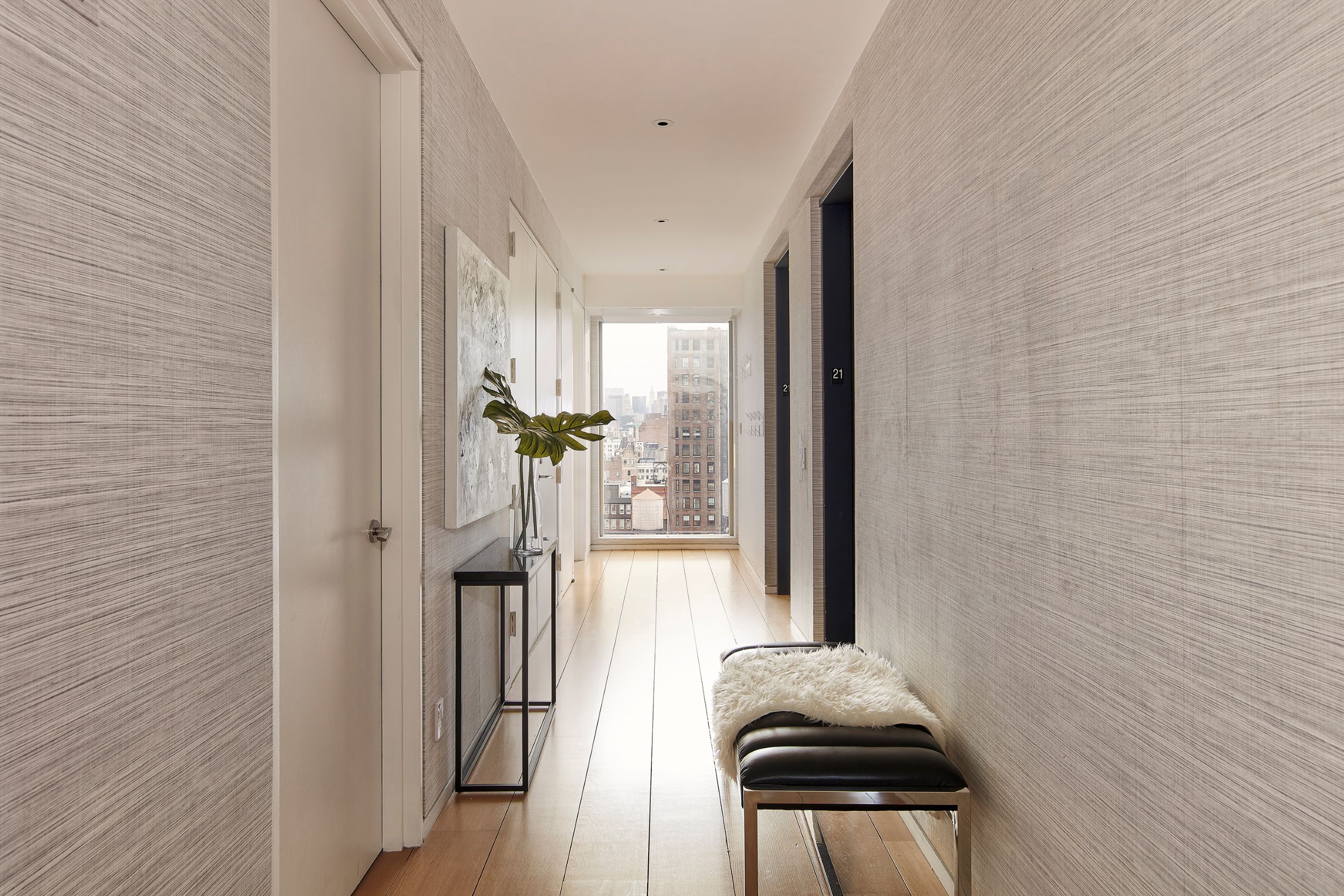 ATHOME-INTERIORS-FOYERS-ENTRIES-1-MCT
