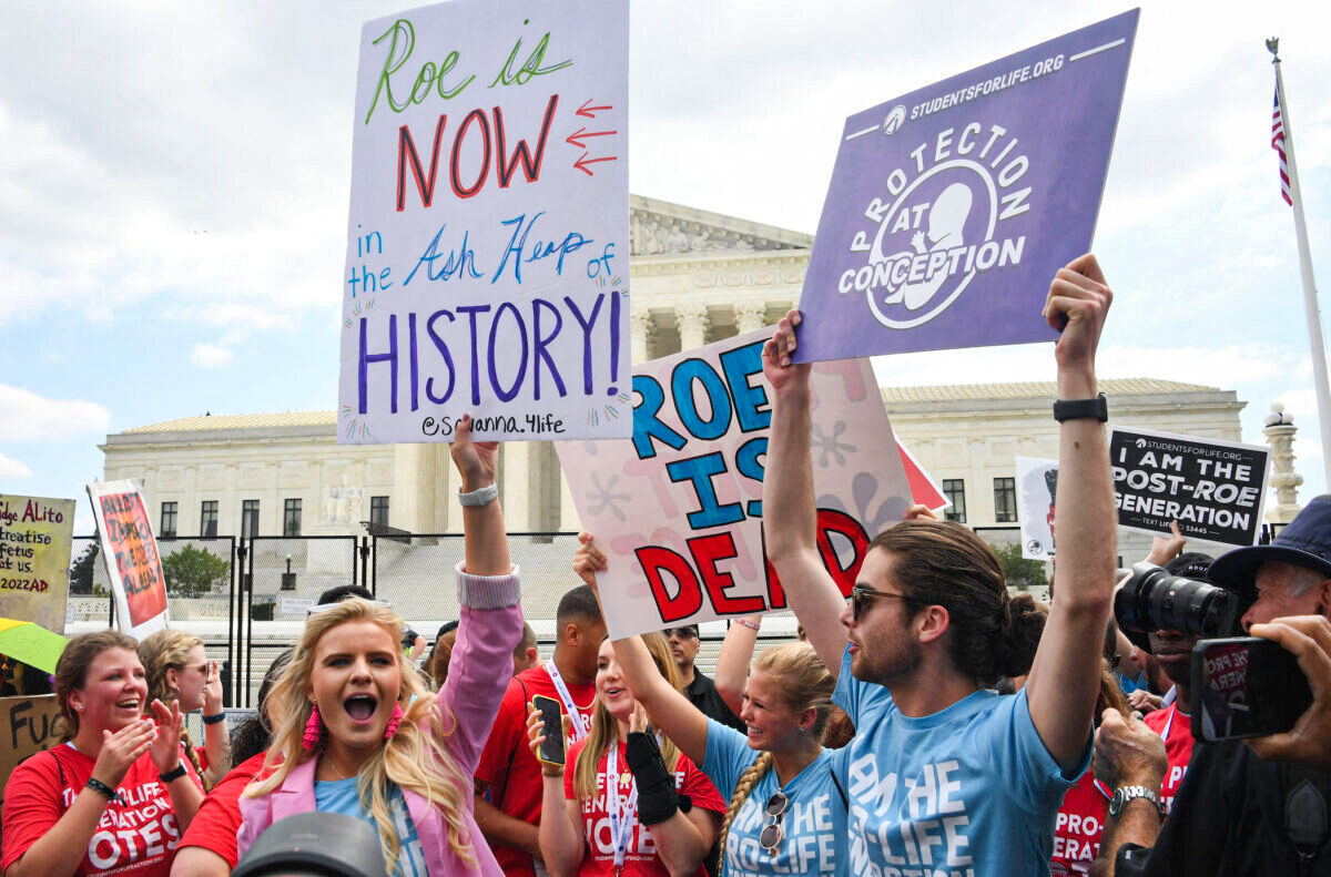 From www.theepochtimes.com: Supreme Court Strikes Down Roe v. Wade Abortion Precedent | The Supreme Court on June 24 overturned Roe v. Wade, the seminal 1973 precedent that largely legalized abortion ...