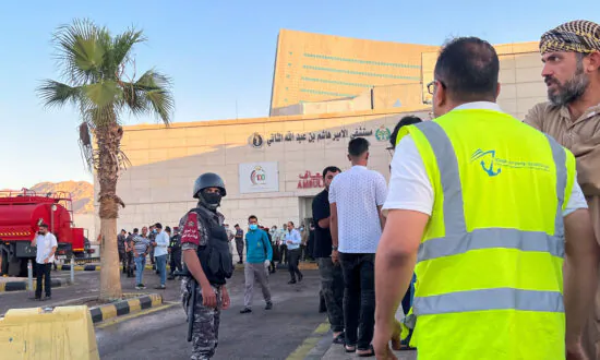 Chlorine Gas Leak Kills 12, Injures 251 at Jordan Port