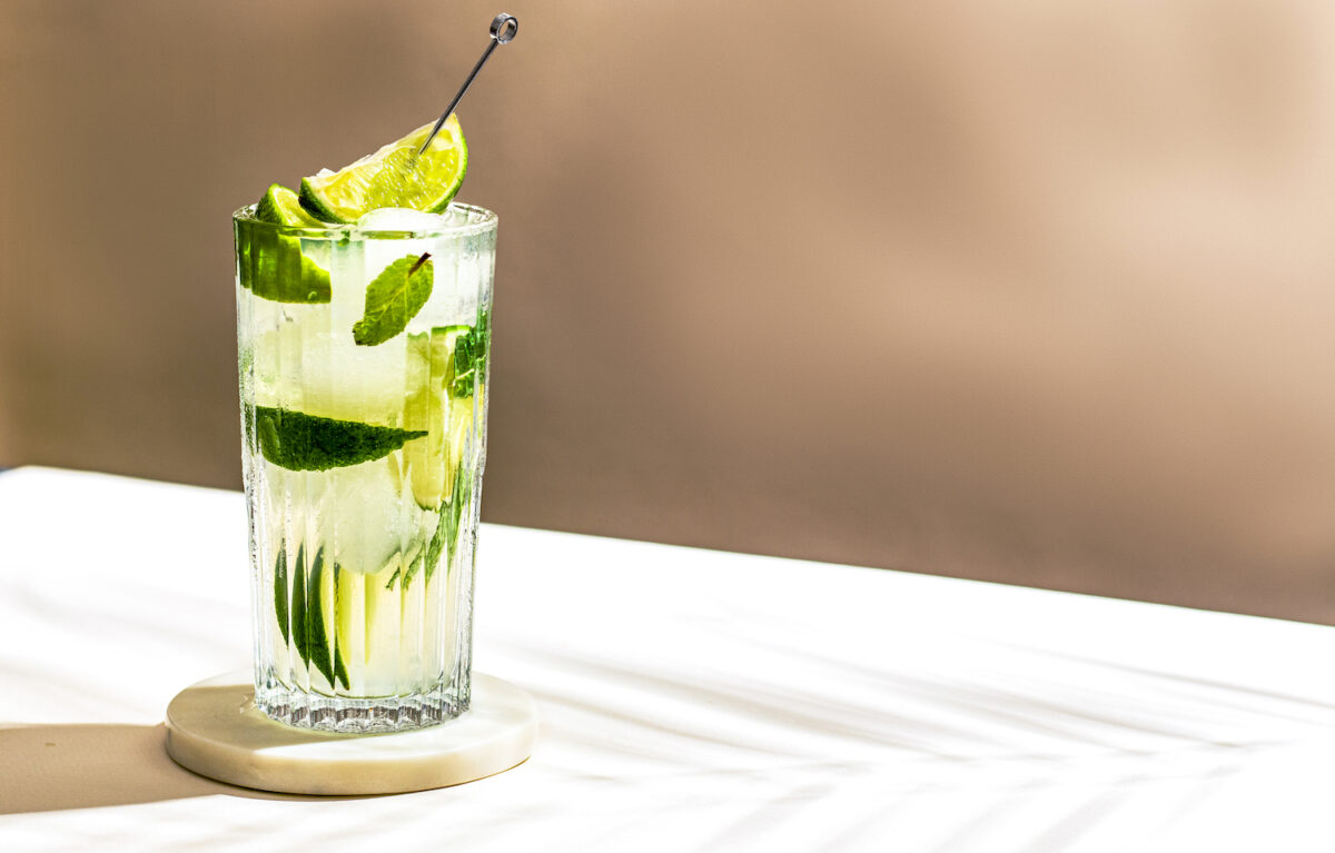 Put an abundance of summertime mint to good use in a fresh, fizzy, perfectly balanced mojito. (plov_mlov/Shutterstock)