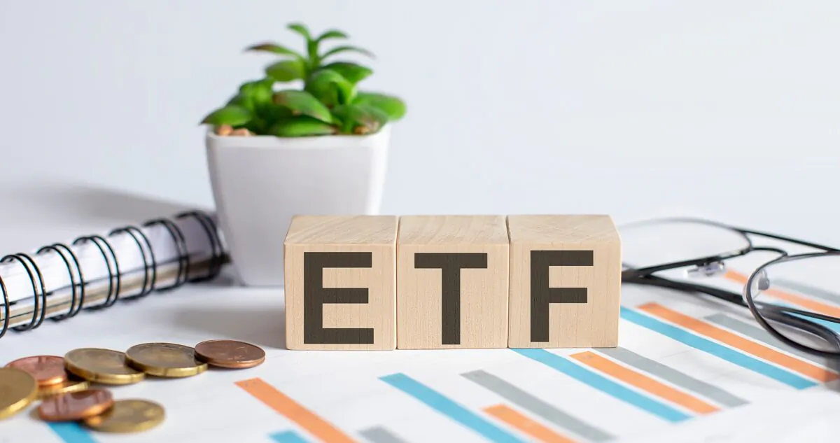 Choosing the right ETFs can effectively hedge against inflation. (Drozd Irina/Shutterstock)