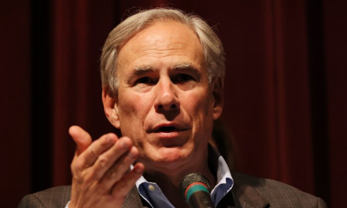 Governor Greg Abbott speaks during a press conference in Uvalde, Texas, on May 27, 2022. (Michael M. Santiago/Getty Images)