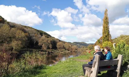 Britains Most Iconic Waterways and Lakes are ‘Dying’ Say Campaigners