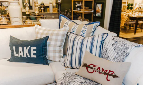 Style at Home: Lovely Lake House Essentials