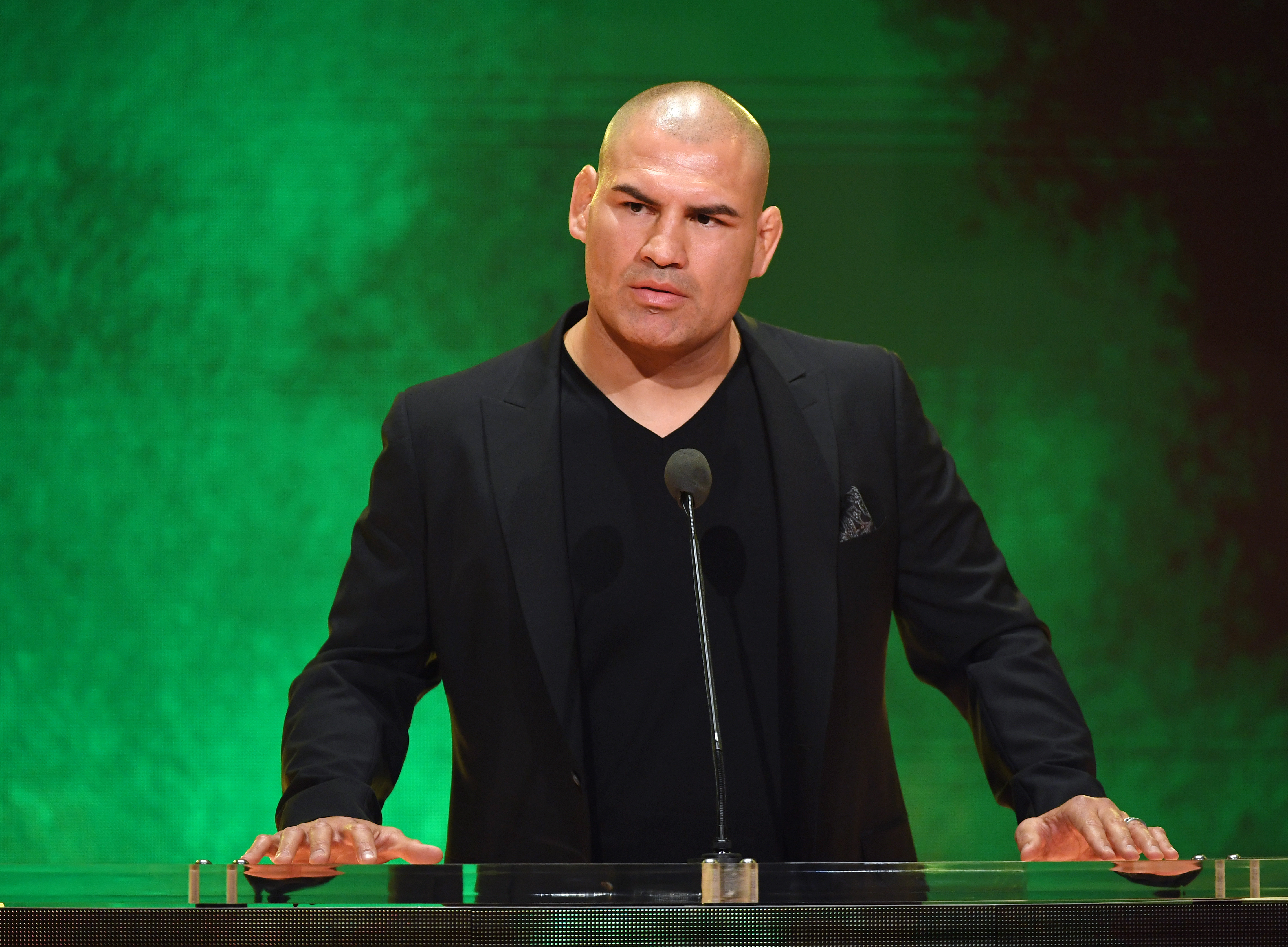 UFC Star Charged in Shooting Sues Man Over Alleged Molesting - Vimarsana News