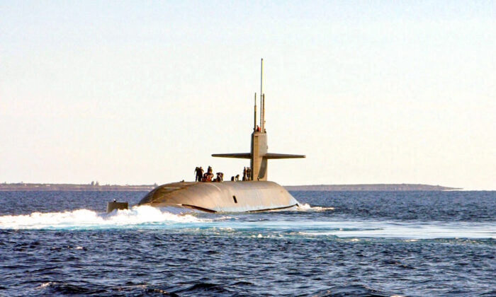 A nuclear propulsion Ohio class submarine, the USS Florida sails  on Jan. 22, 2003 off the coast of the Bahamas.  Australia as part of the AUKUS deal will get the tech for nuclear powered subs.  (David Nagle/U.S. Navy/Getty Images)