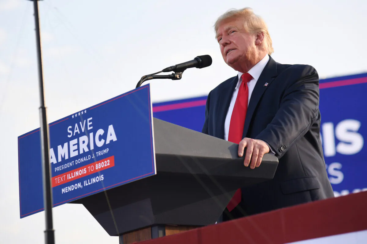 Former U.S. President Donald Trump gives remarks during a Save America Rally at the Adams County Fairgrounds in Mendon, Ill., on June 25, 2022. (Michael B. Thomas/Getty Images)