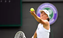 Iga Swiatek Survives Scare, Wins 37th Straight Match