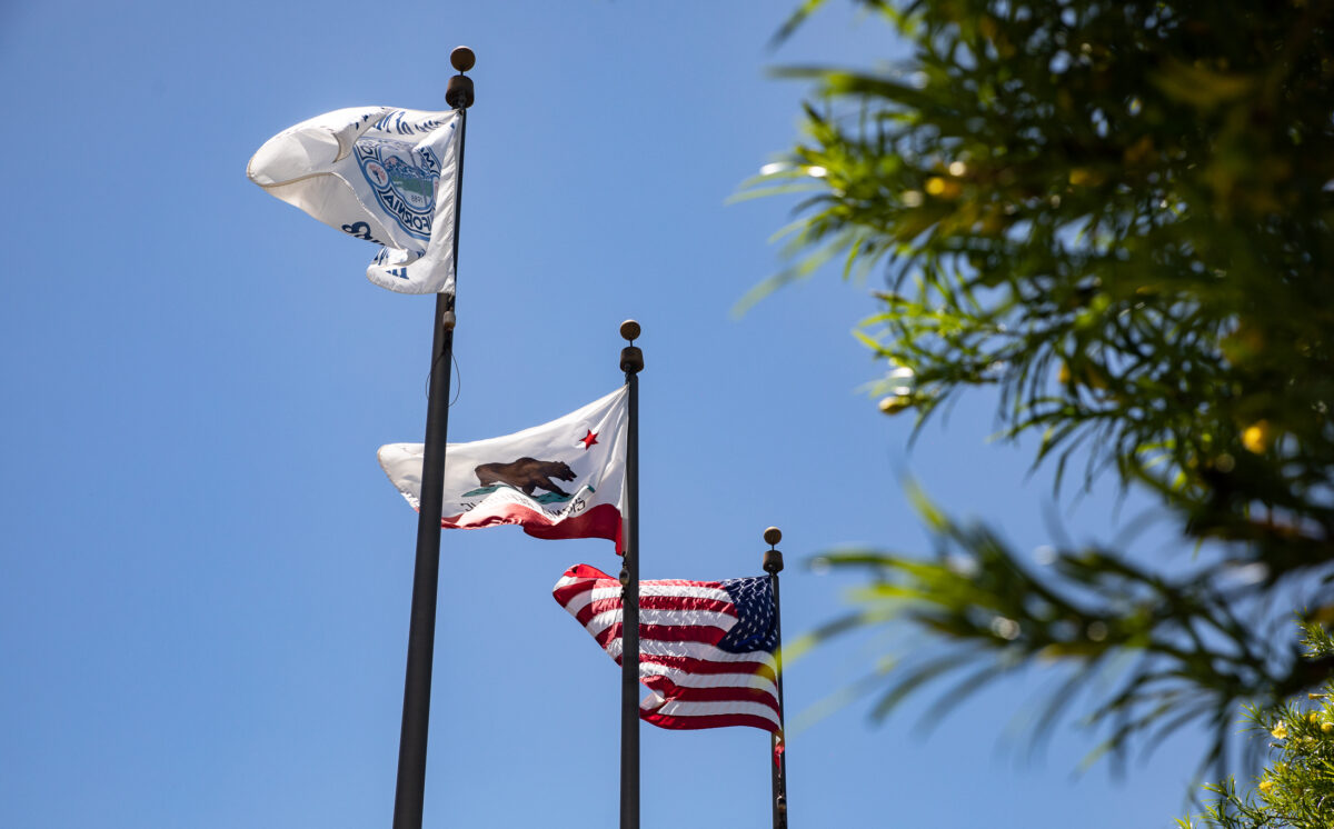 NextImg:Mission Viejo Scraps Term Limits for City Commissioners