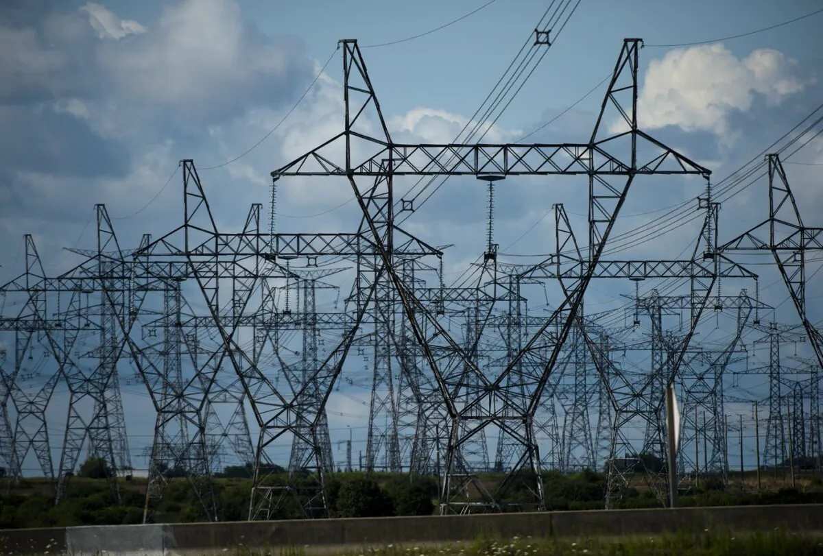 Power lines are shown in Mississauga, Ont., on Aug. 19, 2019. (The Canadian Press/Nathan Denette)