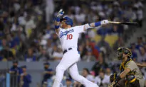 Justin Turner Ends Drought With 2 Homers in Dodgers Win Over Padres