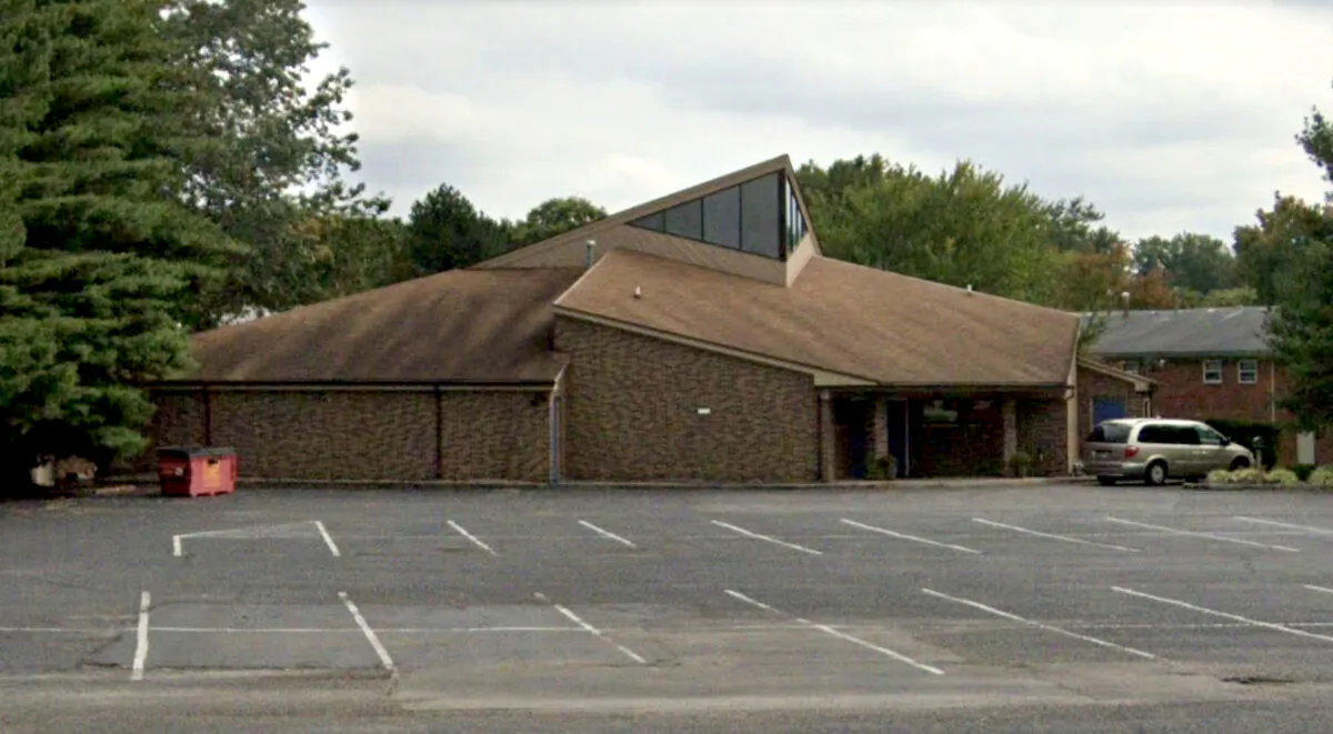 The Lankford Funeral Home and Family Center in Jeffersonville, Ind., in October 2021. (Google Maps/Screenshot via The Epoch Times)