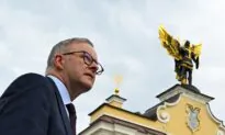 Australian PM Visits Ukraine, Pledges Millions More in Military Aid