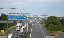UK Police Arrest 13 Following Slowing Driving Protests Over Fuel Prices