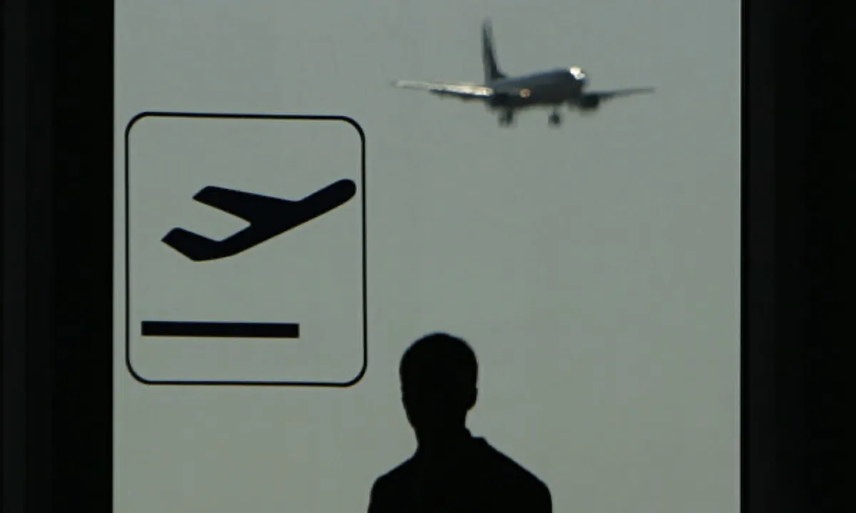 Intensifying the power struggle within the China Communist Party (CCP), the crackdown on democracy and human rights in Hong Kong have turned both places into a country/region with a large outflow of tycoons. Photo of Beijing Airport. (Feng Li/Getty Images)