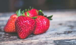 17 Ways to Eat Summer Fruits