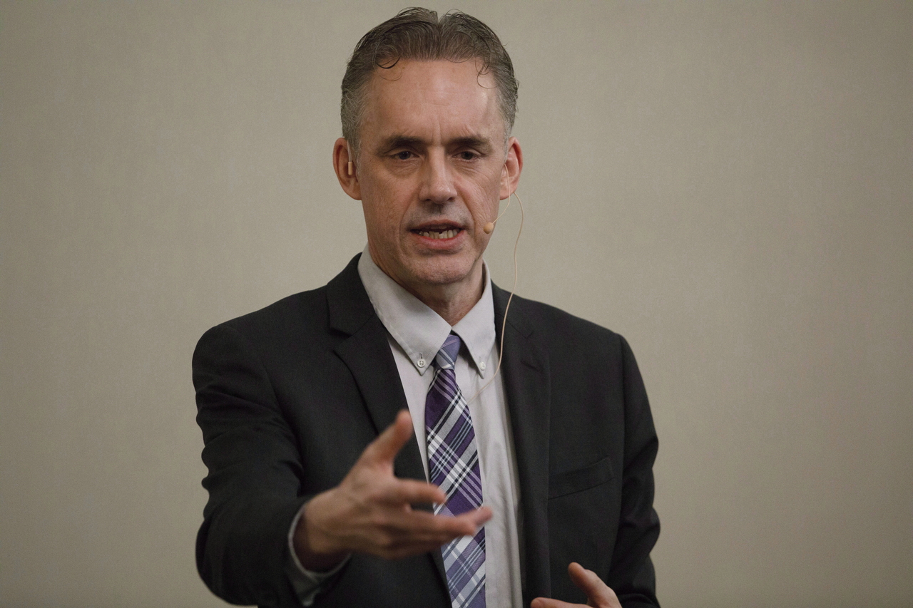 Jordan Peterson Says He Will Not Comply with College's Disciplinary Training - Vimarsana News
