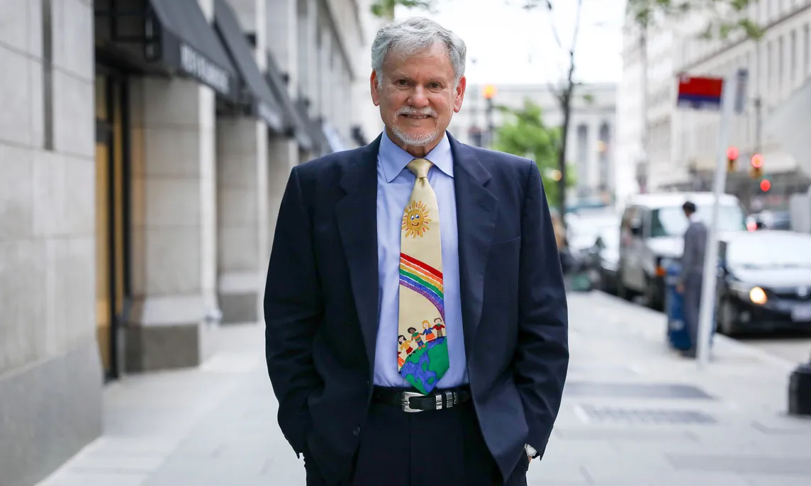 Warren Farrell, author of "The Boy Crisis."
 (Samira Bouaou/The Epoch Times)
