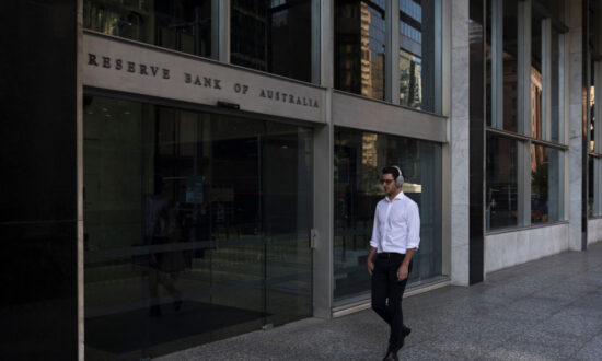 Reserve Bank of Australia Raises Cash Rate to 1.35 Percent Warns More Expected to Come