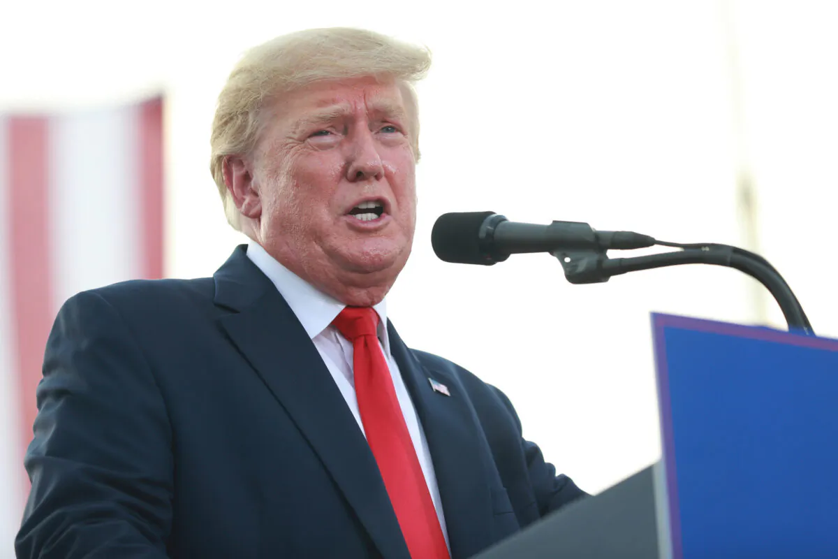 Former U.S. President Donald Trump speaks at a Save America Rally at the Adams County Fairgrounds in Mendon, Illinois, on June 25, 2022. (Michael B. Thomas/Getty Images)