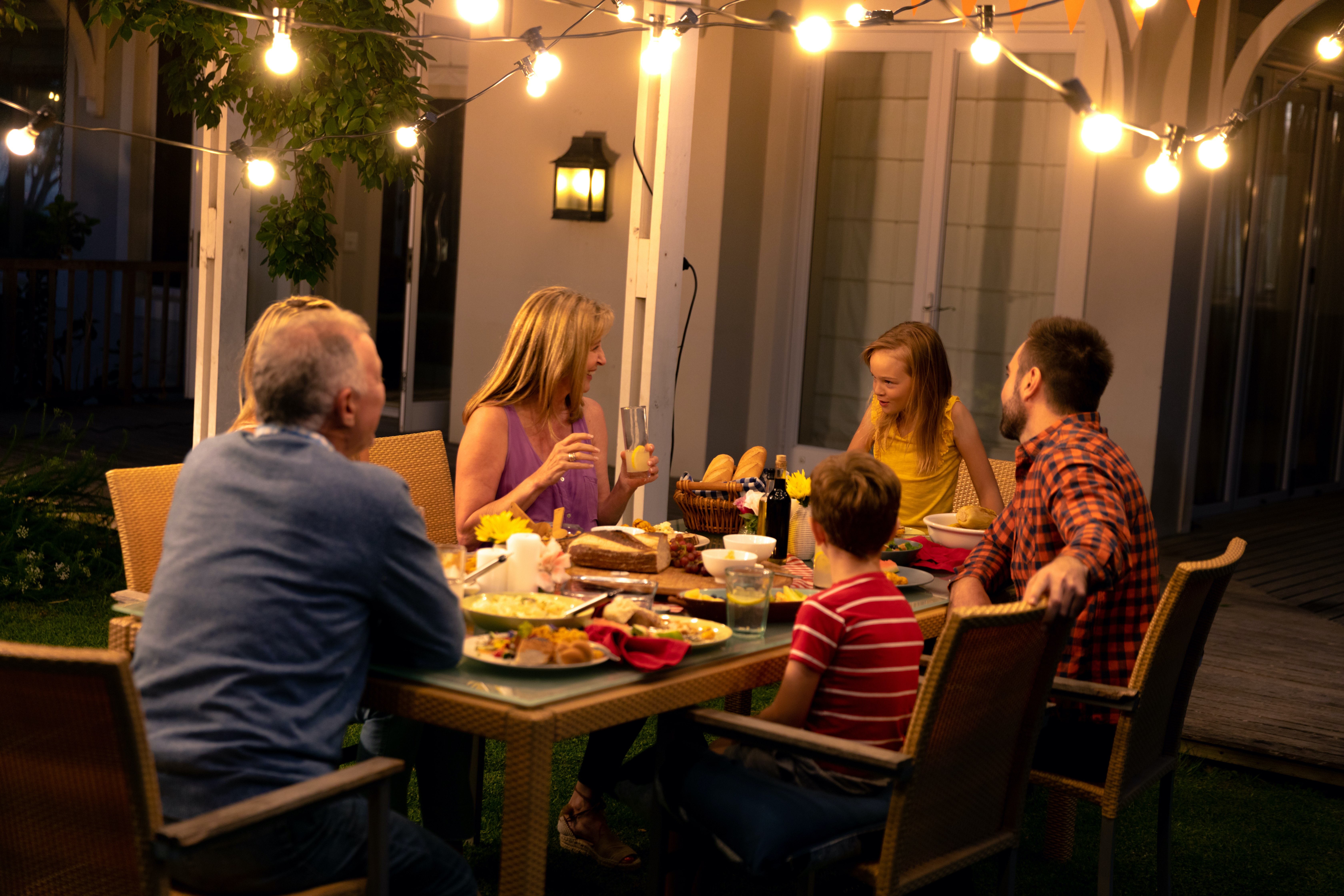 7 Must-Know Outdoor Lighting Tips - Vimarsana News