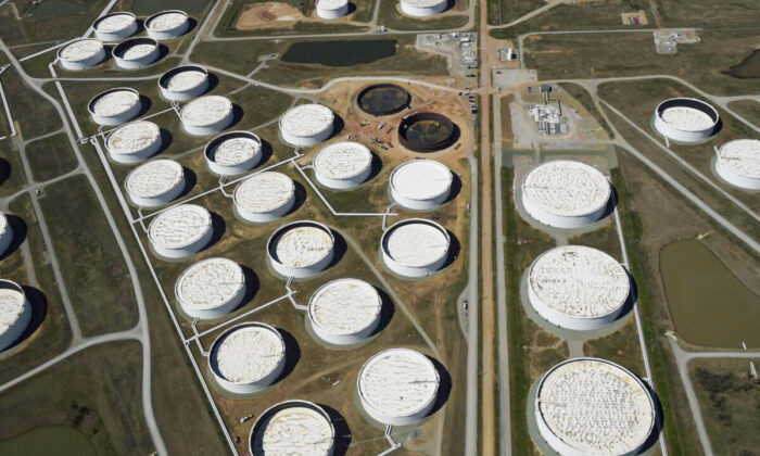 Crude oil storage tanks are seen from above at the Cushing oil hub, in Cushing, Okla., on March 24, 2016. (Nick Oxford/Reuters)
