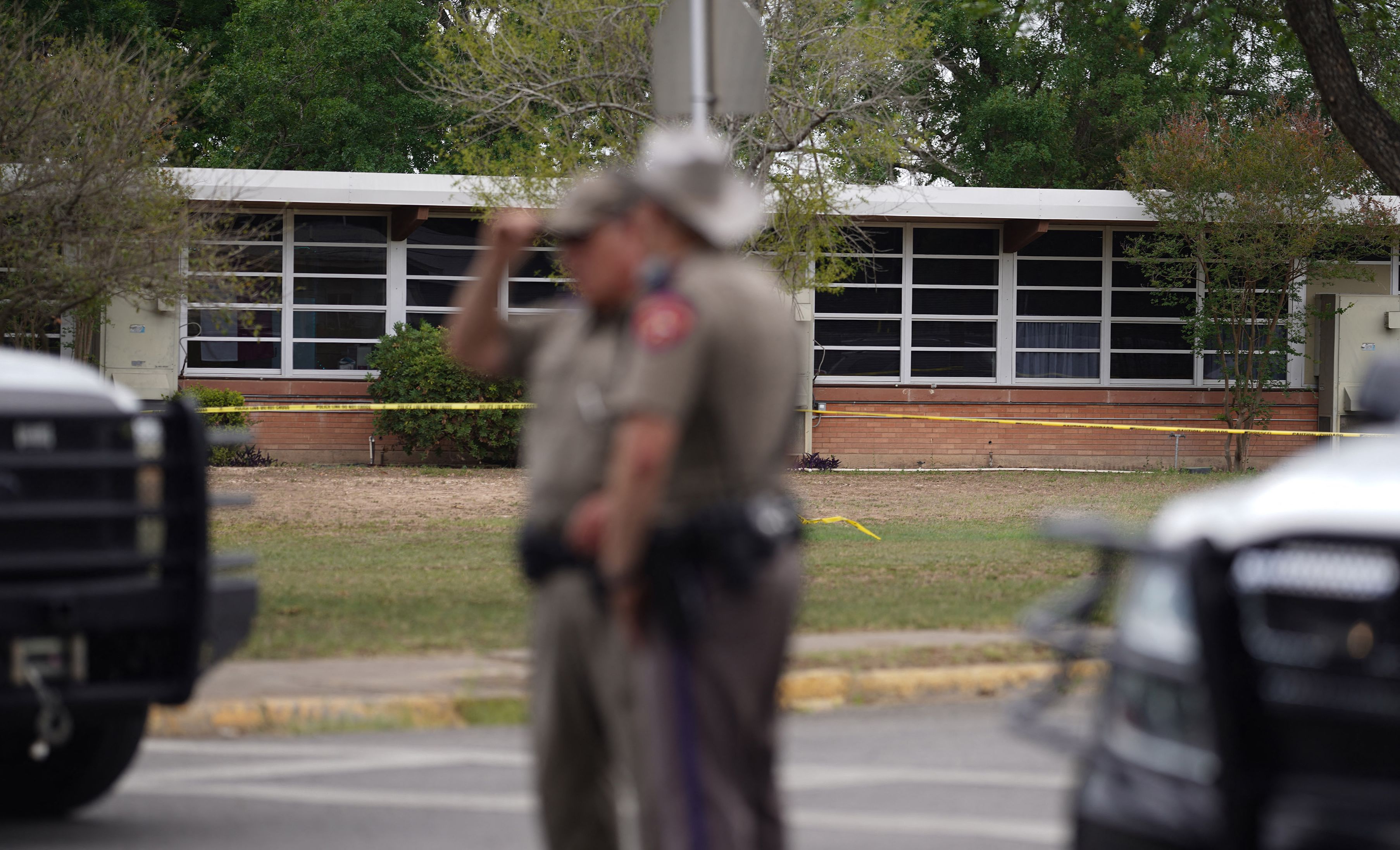 Uvalde School Shooting Report Released; 4 Dead in Indiana Mall Food Court Shooting - Vimarsana News