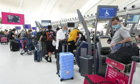 Toronto’s Pearson Airport Ranks Low in Customer Satisfaction, Again: Survey