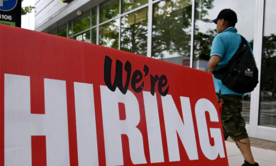 Biggest Wage Hikes in 16 Years Expected Next Year Amid Inflation