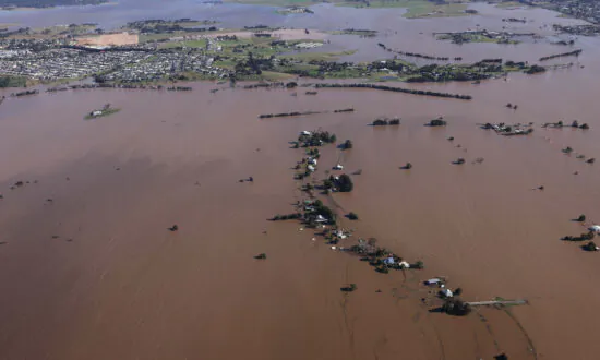 Indigenous Australian Communities Offered Flood Clean-Up Help