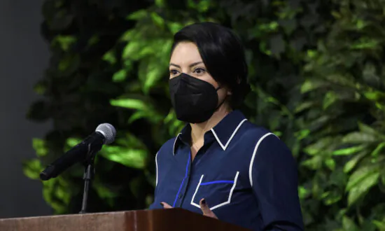 Sen. Lena Gonzalez Shows What’s Going on in California