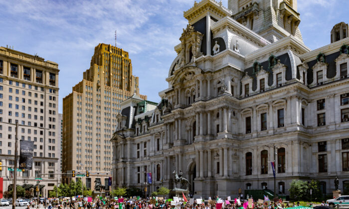 Pro-abortion protestors rally in Philadelphia, Pa., on July 4, 2022. (Hannah Beier/Getty Images)