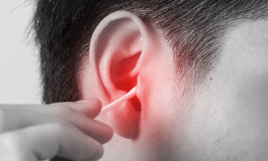 How to Clean Your Ears Without a Cotton Swab