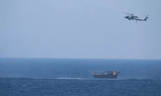 US Navy Offers Cash for Tips to Seize Mideast Drugs, Weapons