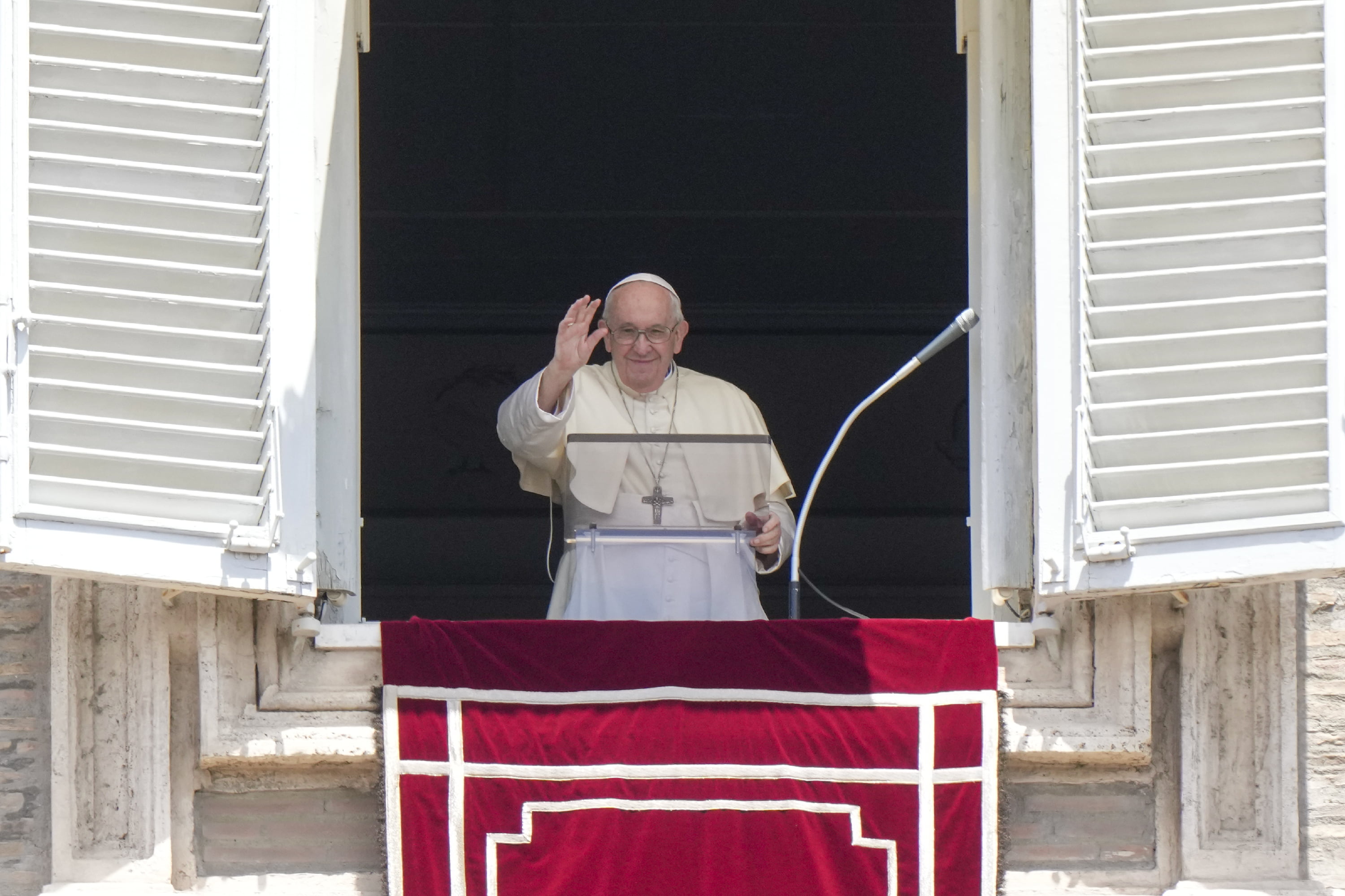 Pope Denies Resignation Rumors, Hopes to Visit Kyiv and Moscow - Vimarsana News