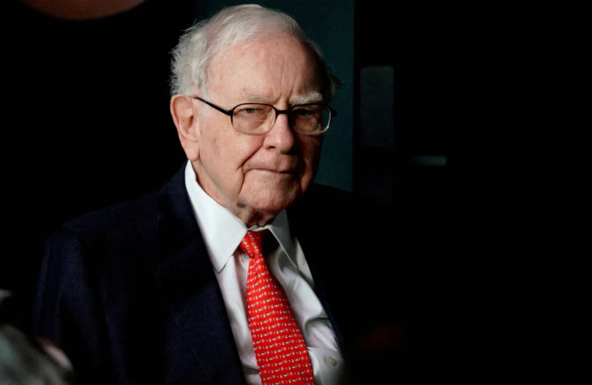 Warren Buffett, CEO of Berkshire Hathaway Inc, pauses while playing bridge as part of the company annual meeting weekend in Omaha, Neb., on May 6, 2018. (Rick Wilking/Reuters, File Photo)